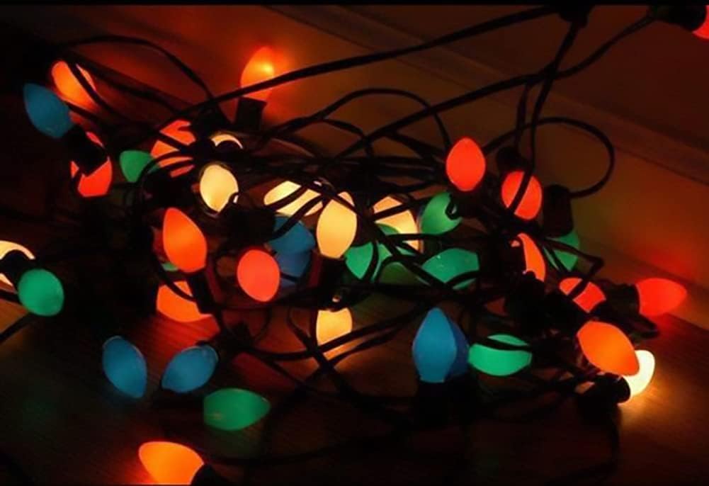 Doratale Paquete de 25 bombillas de Navidad multicolor C9, bombillas de repuesto de cerámica multicolor C9 para cadena de luces de Navidad, base