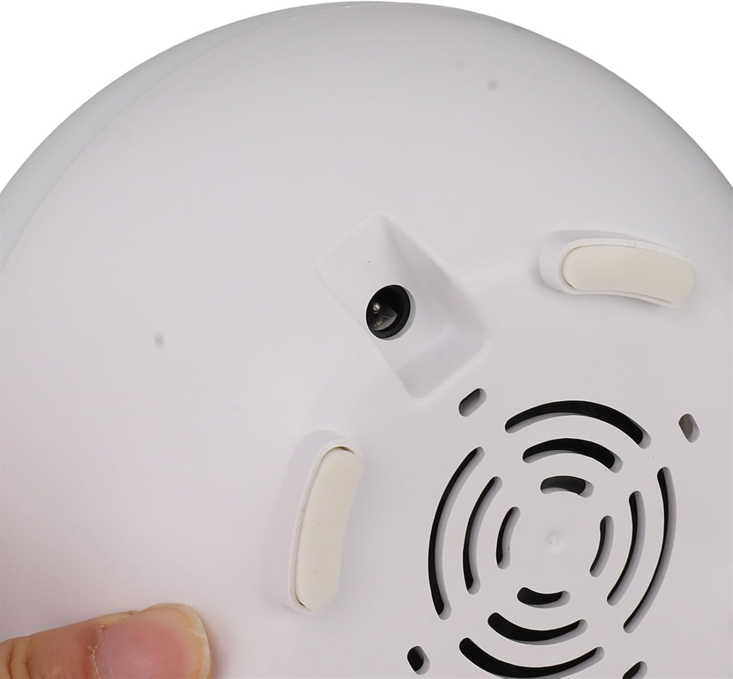 Difusor ultrasónico de aromaterapia, 7 luces LED de color, operación silenciosa, diseño portátil, capacidad del tanque de agua de 10.1 fl oz