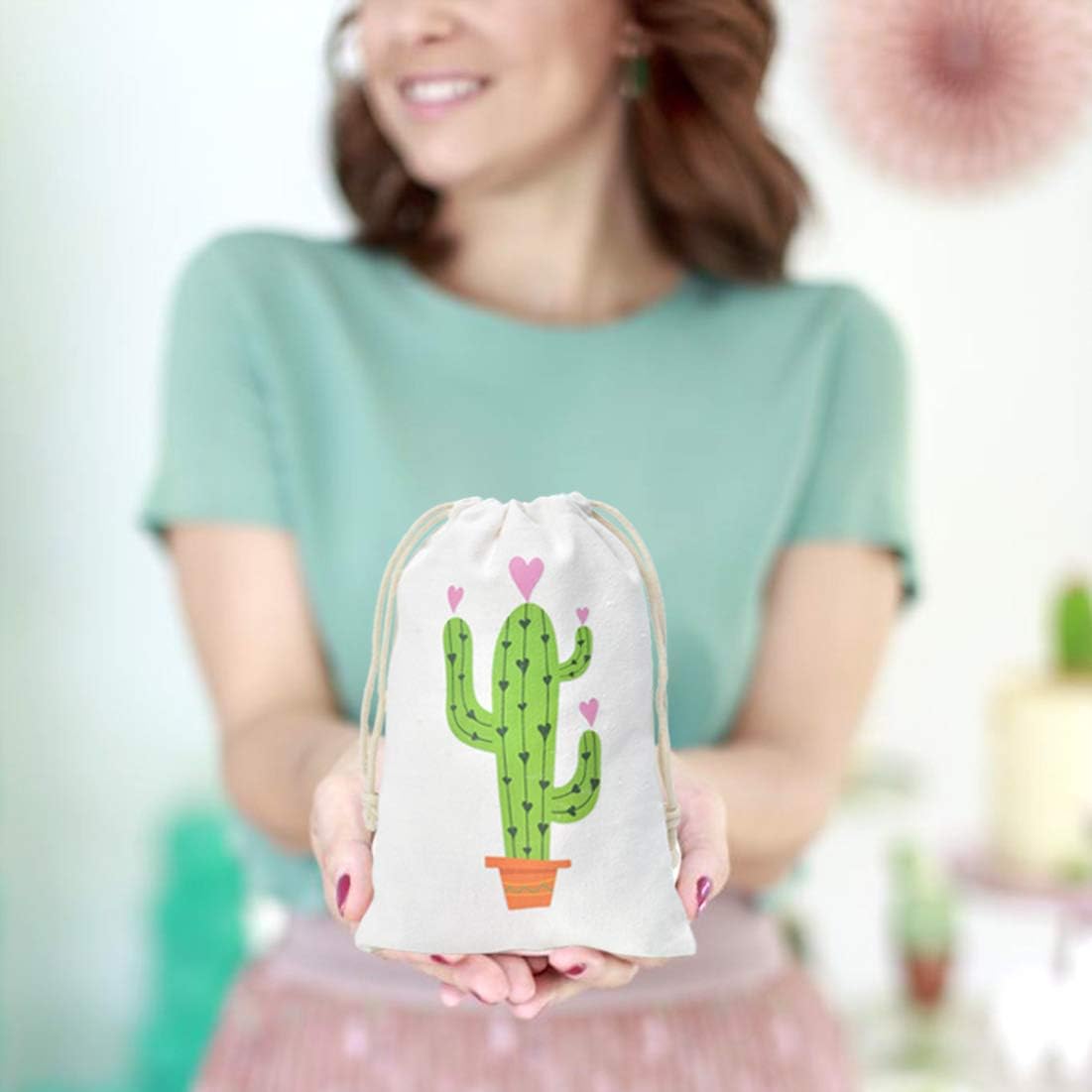 Kreatwow Bolsas de regalo de fiesta de cactus con cordón para fiesta de cumpleaños, baby shower, despedida de soltera, boda, paquete de 12 unidades
