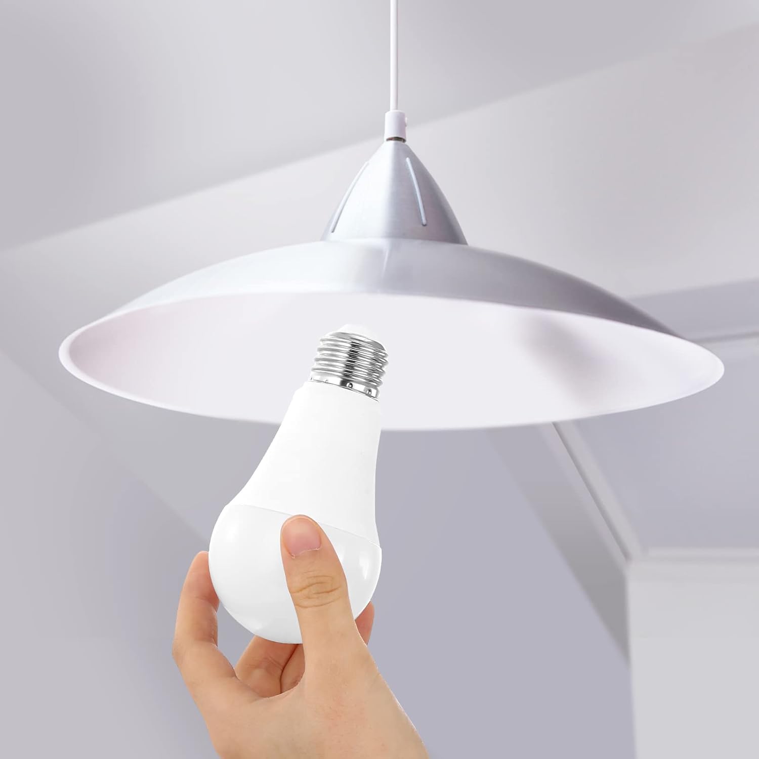 Paquete de 8 bombillas LED A19, base E26 equivalente a 60 W, 800 lúmenes, 3000 K, blanco cálido, no regulable, 9 W, 25000 horas, UL para interiores