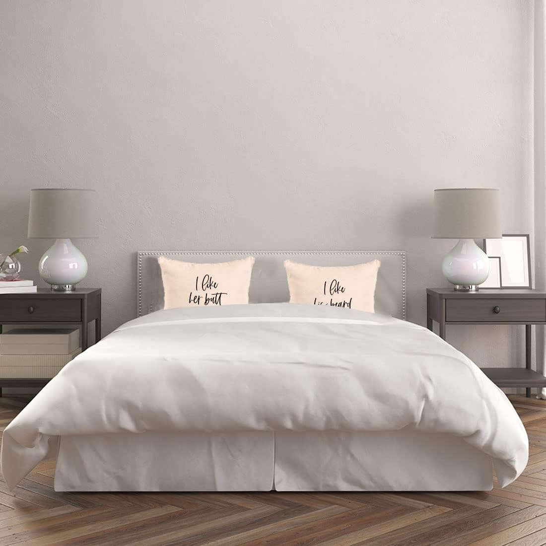 Andaz Press Fundas de almohada decorativas con texto en inglés “I Like Her Butt I Like His Bear”, regalo para bodas, parejas, aniversario,