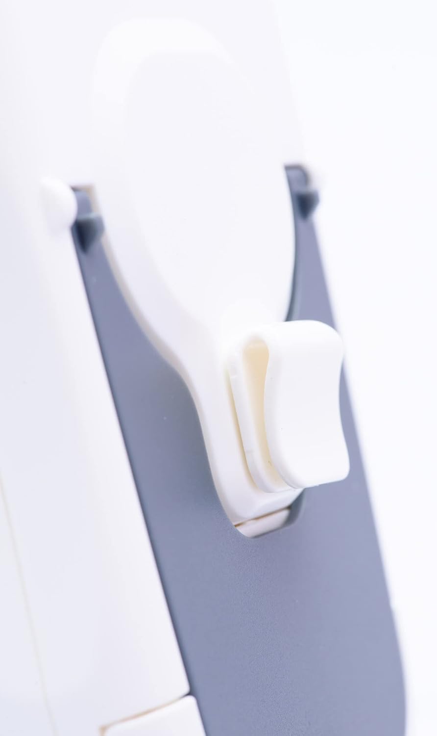 O2COOL Ventilador de collar de lujo, alimentado por batería, ventilador de refrigeración personal manos libres con cordón ajustable, soporte de mesa