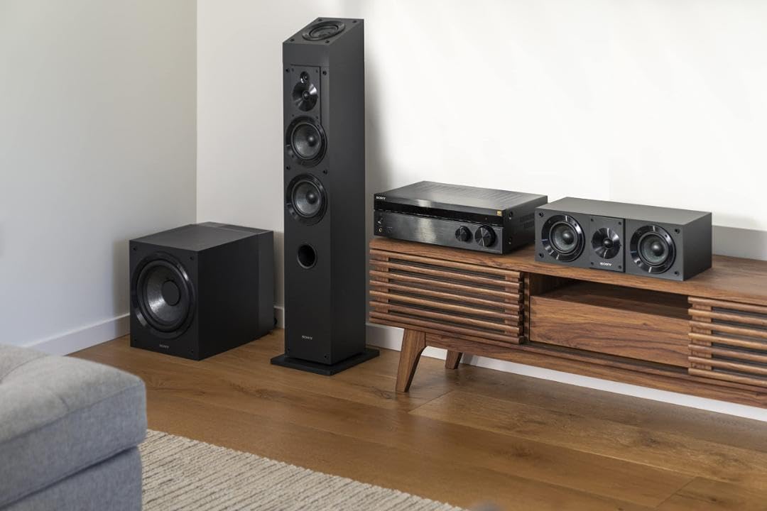 Sony SSCS8 – Altavoz de canal central de 3 controladores de 2 vías, color negro, sistema de altavoces de 4 estantes.