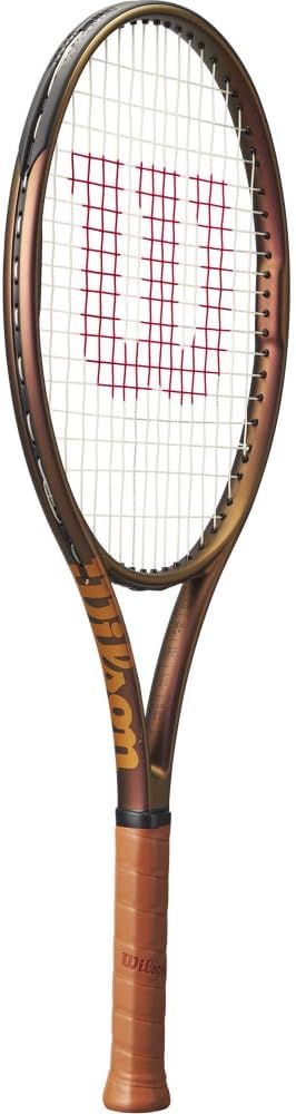 Wilson Pro Staff 26 Junior v14 – Raqueta de tenis con cuerda Syn Gut de 0.56 oz a tensión de rango medio en tu elección de colores, potencia