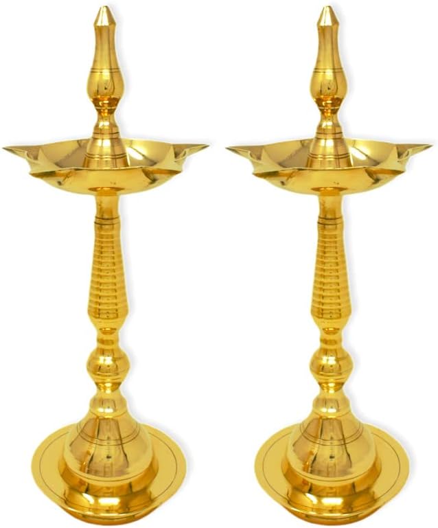 HASHCART Diya de latón para Pooja Kerala Diya Diyas Diya lámpara para Puja Diwali Diyas, lámpara tradicional de samai Kutthu vilakku Panchmahal