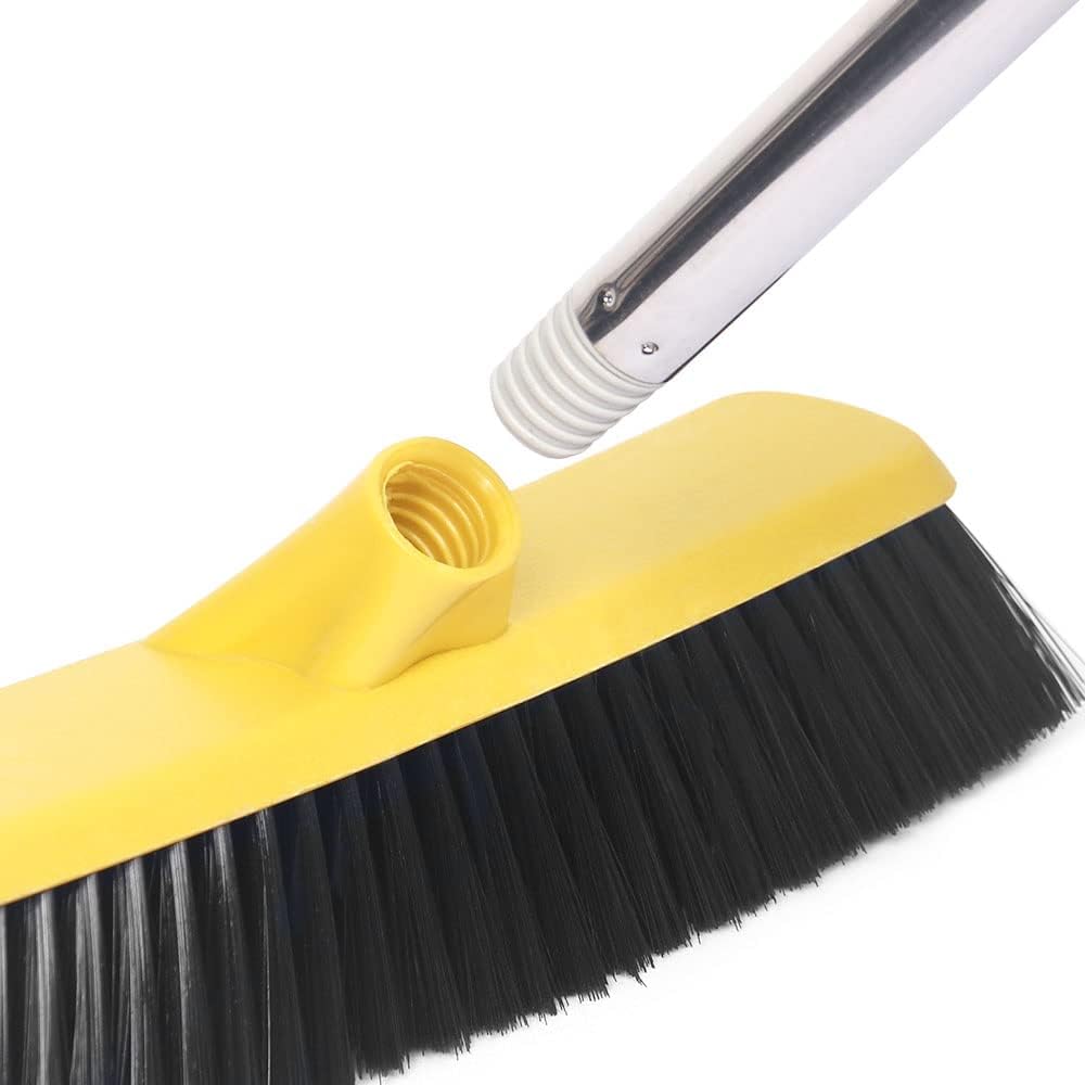 Escoba de empuje con mango largo, cepillo de piso de cerdas suaves de 47.6 pulgadas, escoba de 12.2 pulgadas de ancho para limpiar baño, cocina,