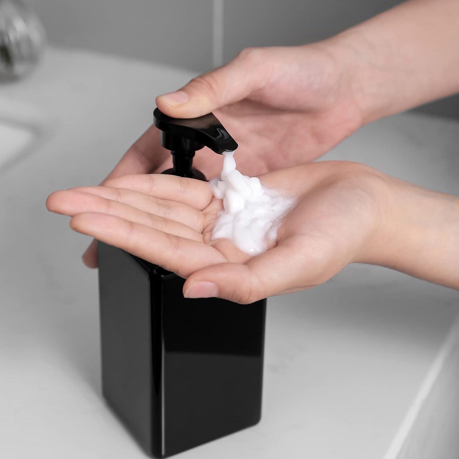Dispensador de jabón de manos de 15 onzas, botellas de plástico rellenables, dispensador de loción vacía, contenedor de líquido para baño, cocina,