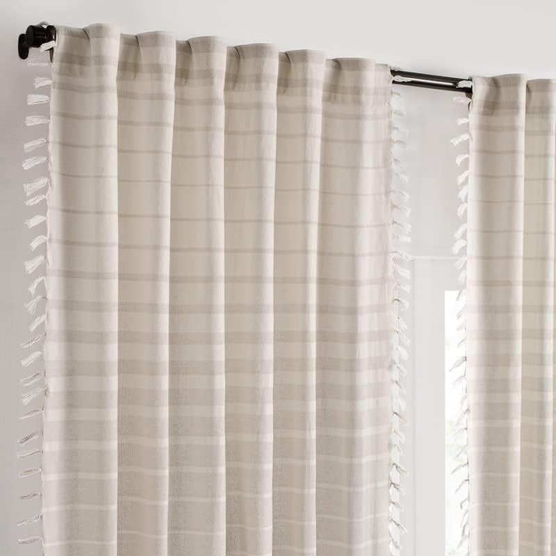 Mercantile Amari – Cortina de ventana con bolsillo para cortinero y filtro de luz a rayas para sala de estar (1 panel), 50 x 63 pulgadas, color azul