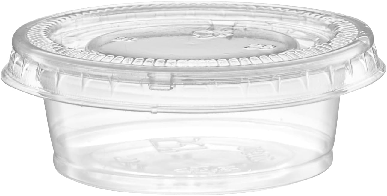 1.5 oz  100 juegos Vasos de plástico transparente con tapas, pequeños recipientes pequeños para control de porciones, chupitos de gelatina,