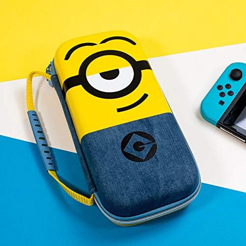 Numskull Funda de viaje rígida para Nintendo Switch y OLED modelo 2021, se adapta a 10 juegos y accesorios