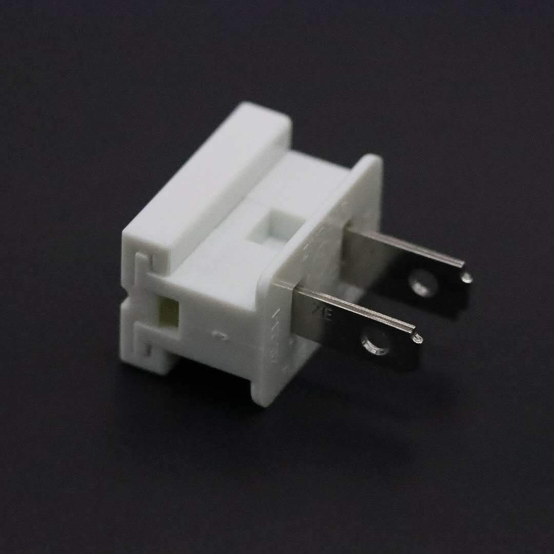 Paquete de 25 enchufes de vampiro, enchufe macho de repuesto de 2 puntas, enchufes eléctricos, extremos de repuesto de cable de extensión para luces