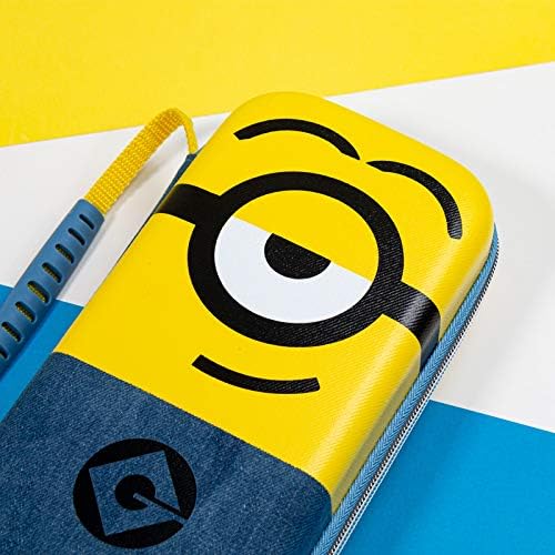 Numskull Funda de viaje rígida para Nintendo Switch y OLED modelo 2021, se adapta a 10 juegos y accesorios