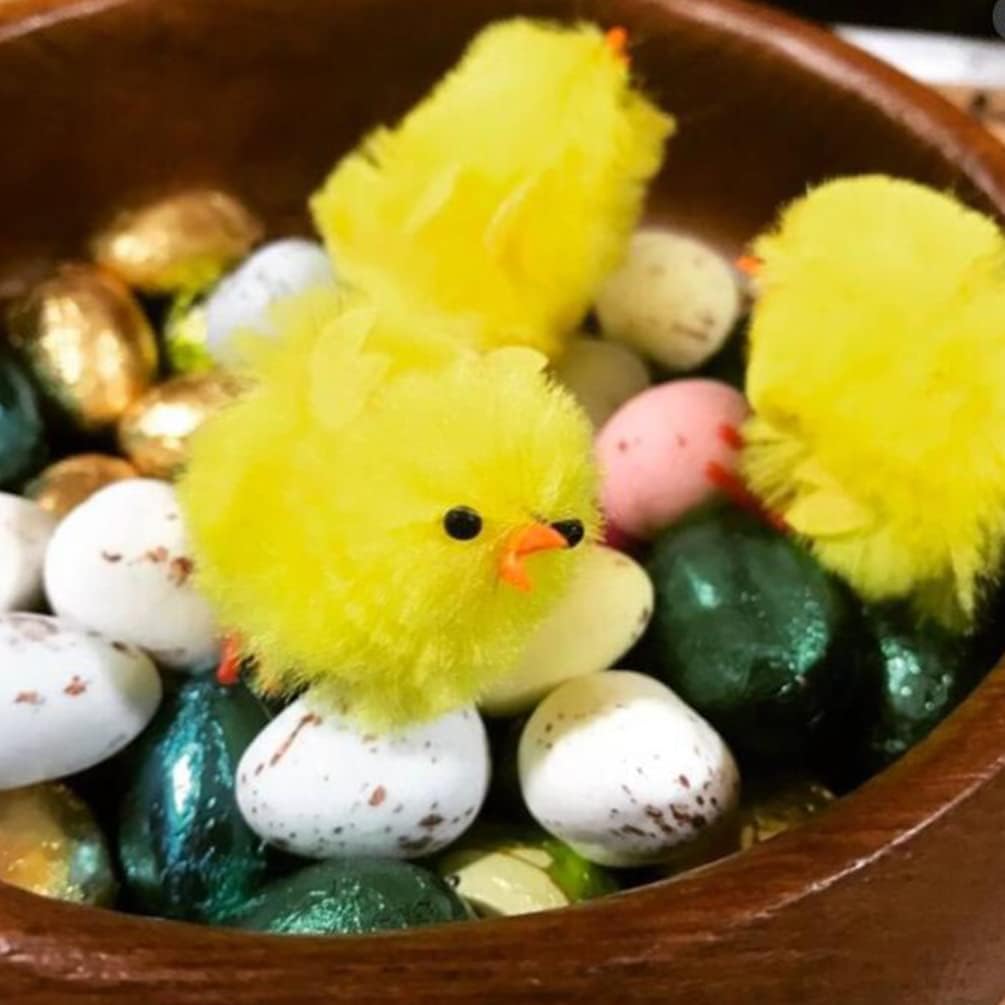 Pollo de peluche de plástico Mini felpa de pollitos de Pascua peludos de pollitos de bebé, figura miniatura de animales de granja, decoración de