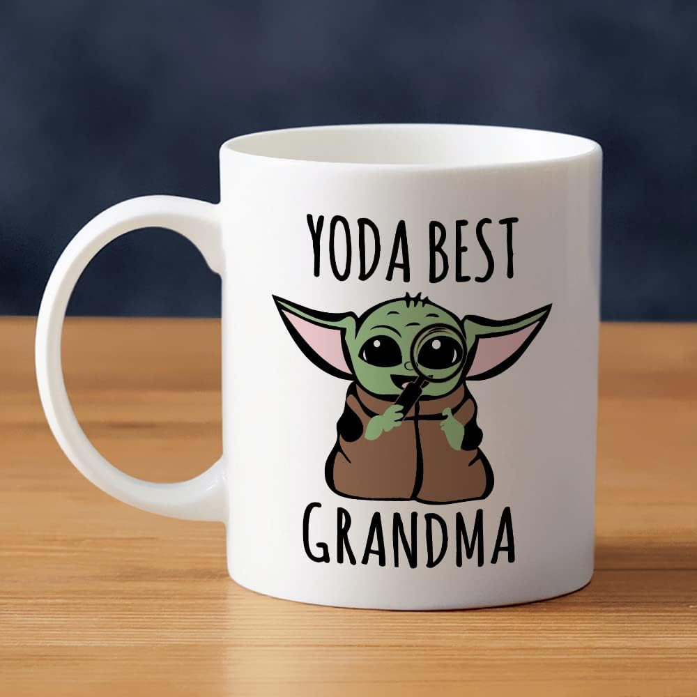 Baby Yoda Regalos para abuela, taza de café de 11 onzas para mujeres, Día de la Madre, cumpleaños, primera vez, regalo de Navidad, idea de regalo de