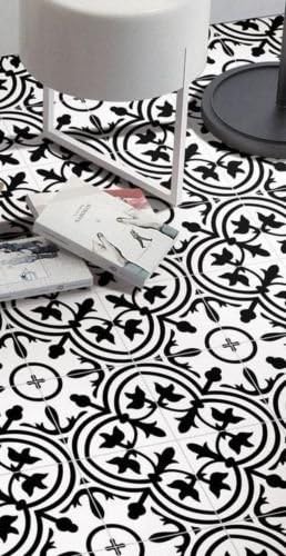 Azulejo porcelánico blanco y negro Flora de 8 x 8 pulgadas (10 unidades)
