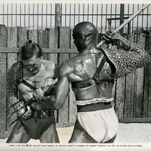 Kirk Douglas Woody Strode Spartacus Original 8×10″ Photo #J1272 Kirk Douglas Woody Strode Spartacus Original 8×10″ Photo #J1272