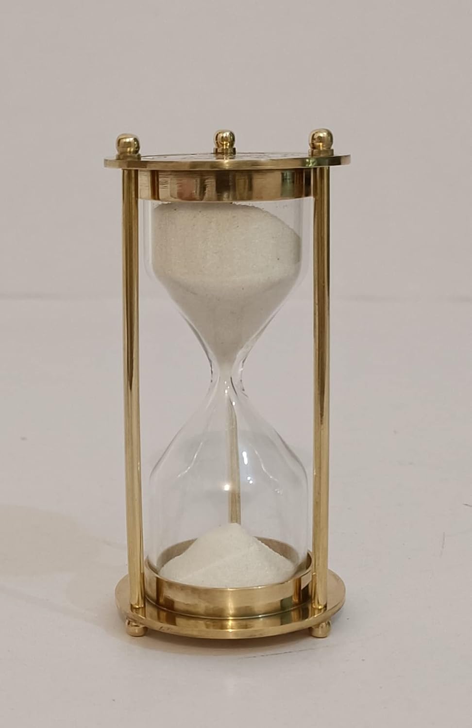 Temporizador de arena de latón de 1 minuto, reloj de reloj de arena con arena morada brillante, temporizador de vidrio de arena de 3.5 in para el