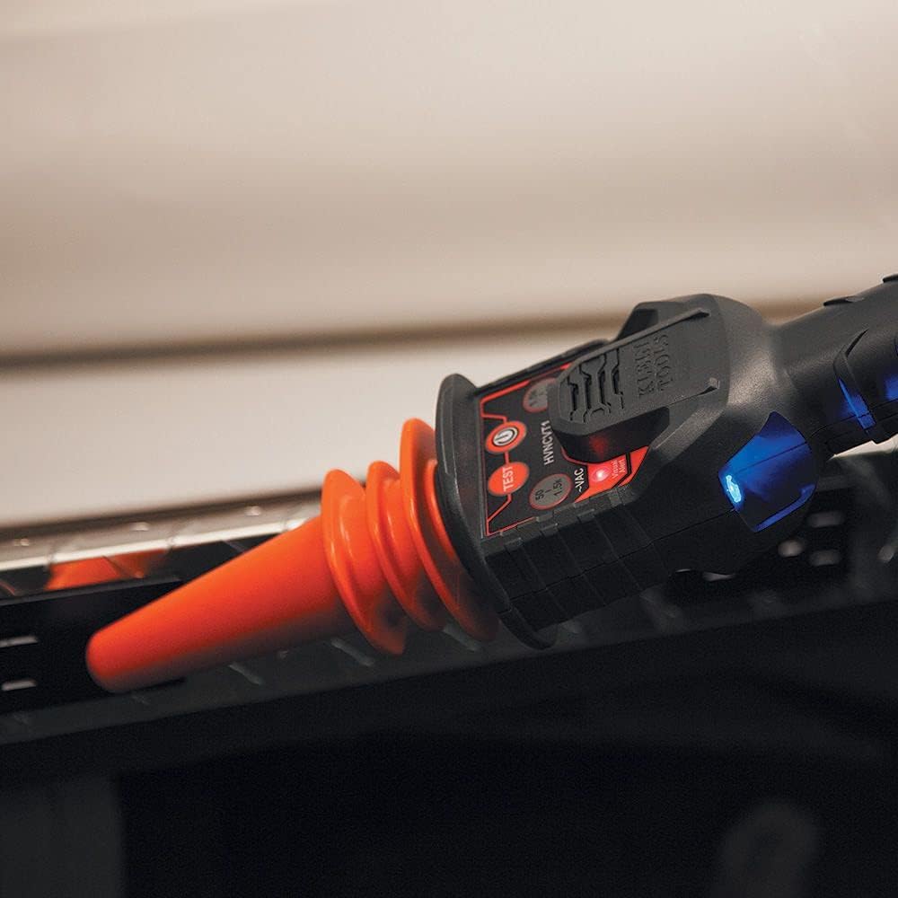 Klein Tools HVNCVT-1 Probador de alto voltaje sin contacto de doble rango, doble rango, indicadores audiovisuales, resistente al agua, con estuche y
