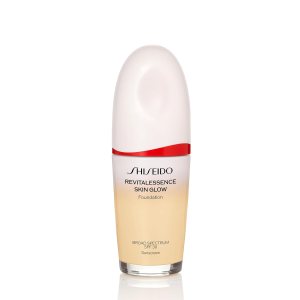 Shiseido RevitalEssence Skin Glow Foundation SPF 30  Construible, cobertura media  Hidratación 24 horas y uso de 12 horas  Resistente a la Shiseido RevitalEssence Skin Glow Foundation SPF 30  Construible, cobertura media  Hidratación 24 horas y uso de 12 horas  Resistente a la