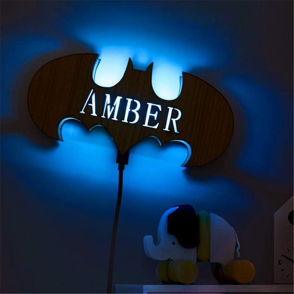 VEELU Lámpara LED de superhéroe de madera personalizada con decoración de nombre, luz nocturna con control remoto de 16 colores, aplique de pared