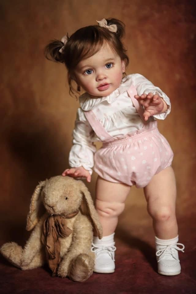 KOKOMANDY Muñecas realistas de gran tamaño de 26 pulgadas de bebé recién nacido de 26 pulgadas, linda muñeca de pie con cuerpo pesado, de silicona