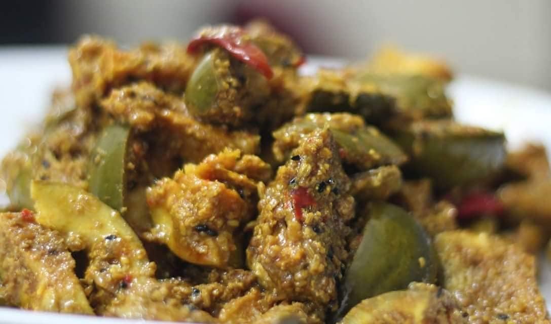 Encurtidos caseros aachar Los mejores ingredientes Taste ghar ka aachar  Pepinillo de mango punjabi  Aam Ka Achar con aceite de mostaza y 100%
