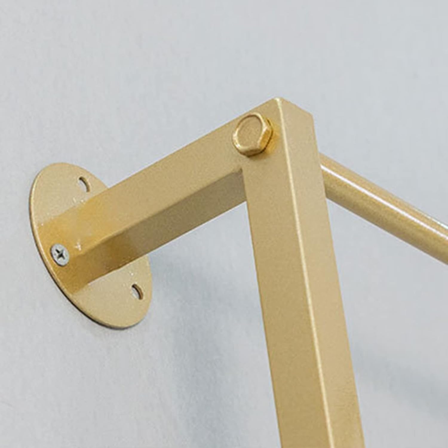 Estante para bufandas montado en la pared, corbatas, bufandas de seda, toallas, estante de metal multifuncional, organizador de papel de regalo que