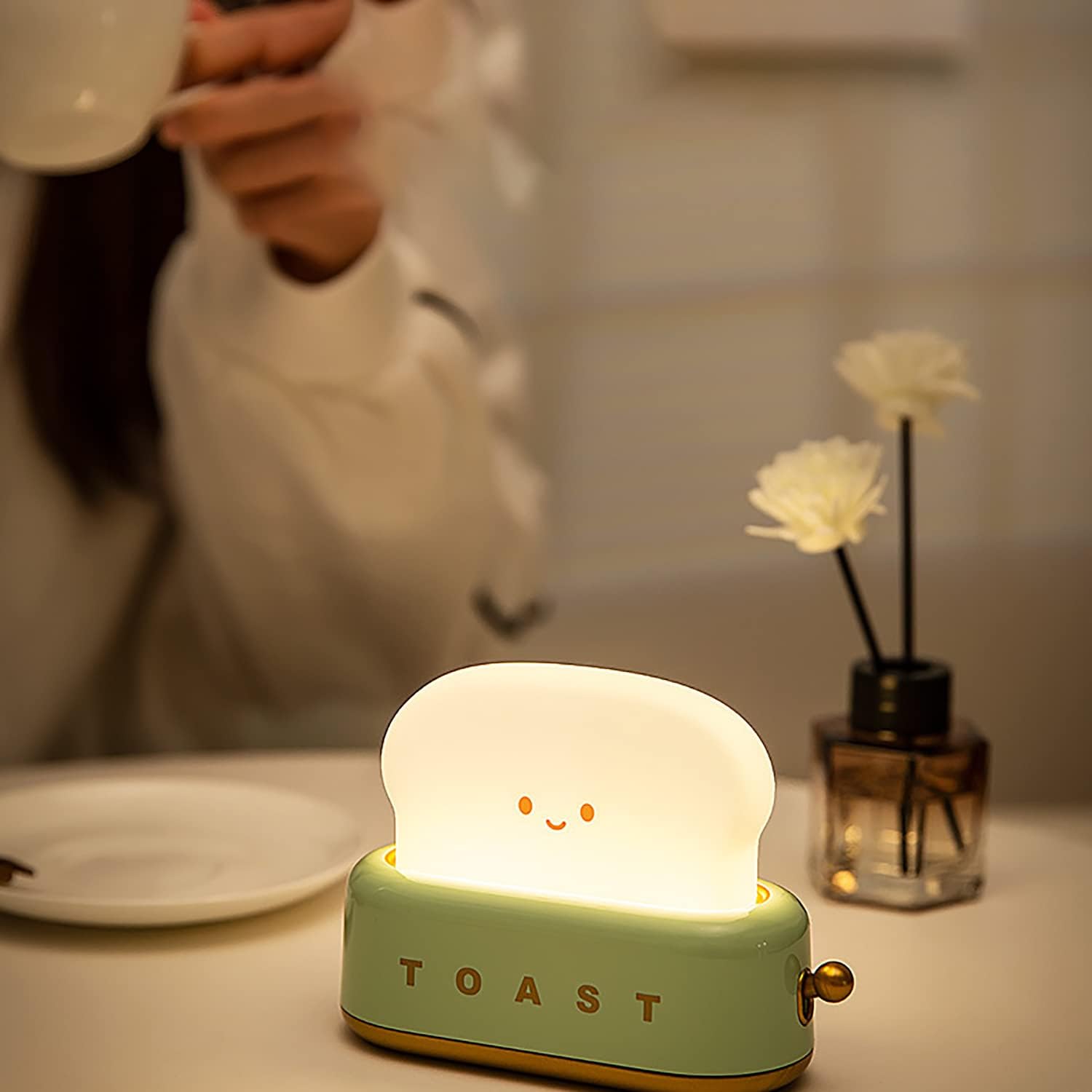 Bonita lámpara de tostadora para decoración de escritorio, pequeña luz LED regulable para tostadas y pan, luz nocturna recargable, luz portátil con
