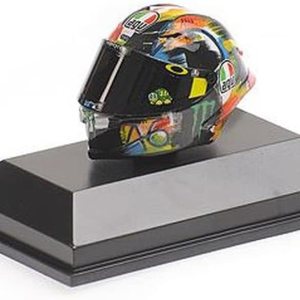 Minichamps 399190066 18 AGV Helmet-Valentino Rossi-Winter Test Coche miniatura coleccionable, multicolor Minichamps 399190066 18 AGV Helmet-Valentino Rossi-Winter Test Coche miniatura coleccionable, multicolor