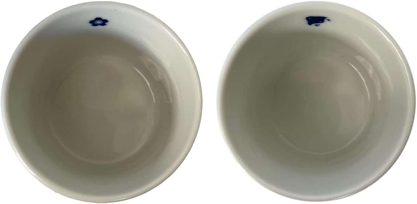 Juego de 2 tazas de sake japonesas – Sakura y Monte Fuji Design, cerámica de color índigo, 3.9 onzas líquidas, para bebidas frías y calientes, taza