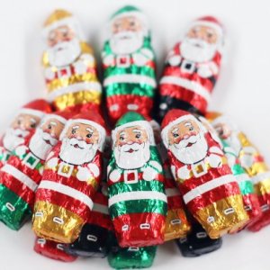 Scott’s Cakes Chocolate con leche sólido envuelto en papel de aluminio de 2 pulgadas de Santas lindo en un recipiente de plástico de 1 libra Scott’s Cakes Chocolate con leche sólido envuelto en papel de aluminio de 2 pulgadas de Santas lindo en un recipiente de plástico de 1 libra