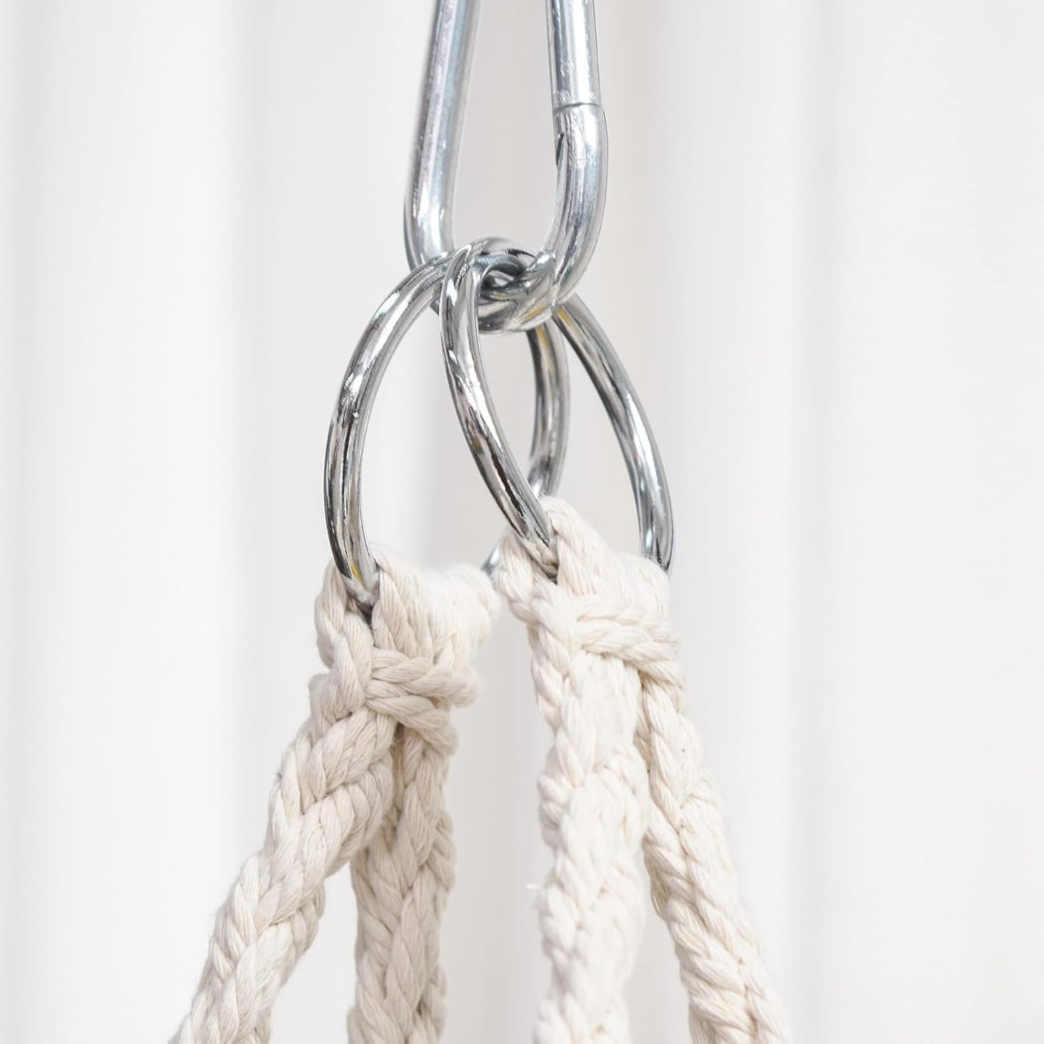 Outsunny – Silla hamaca de cuerda de algodón, hamaca colgante con marco de metal y cojín, asiento grande de macramé, patio, jardín, dormitorio, sala