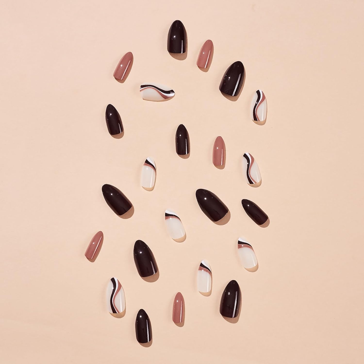 Uñas postizas a presión de otoño, uñas postizas de almendra marrón, cobertura completa, uñas postizas de longitud media con ondas marrones y