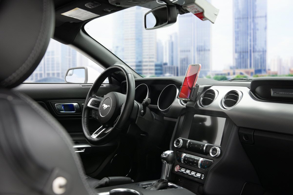 Scosche PC855096 ProClip Soporte de tablero central compatible con Ford Mustang 2015-2023 (solo base de montaje)