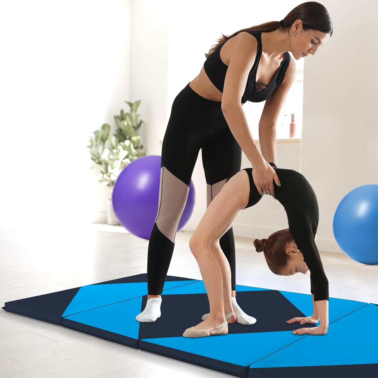 Goplus Colchoneta de gimnasia plegable, 8 x 4 x 2 pulgadas, con cierres de velcro, piel sintética, asas de transporte para el hogar, gimnasio,