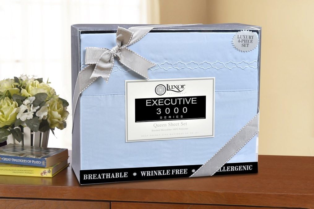 Luxor Treasures, cobertor supersuave, 100 % microfibra cepillada, resistente a arrugas, con fundas para almohadas bordadas en caja de regalo