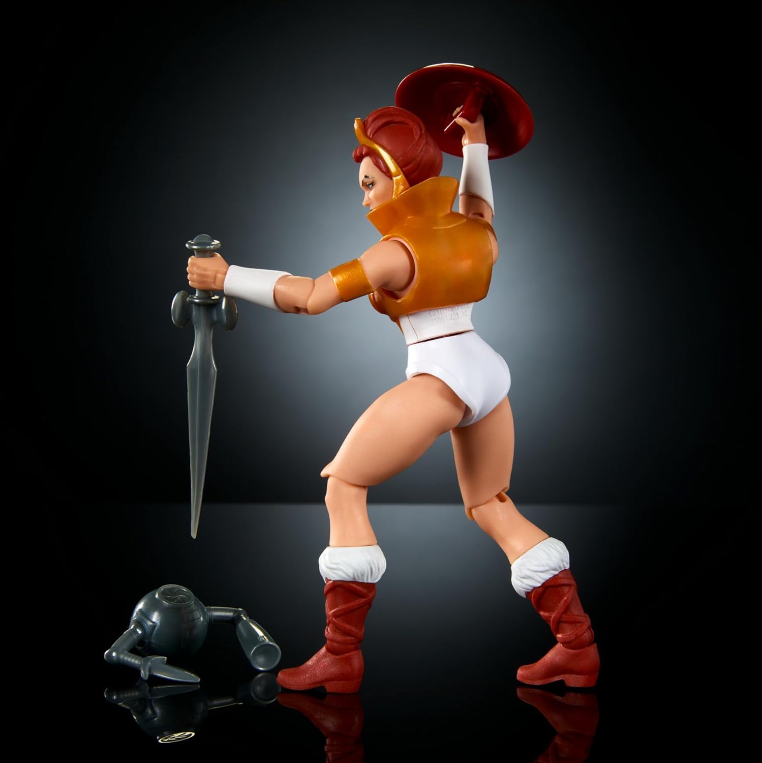 Masters of the Universe Origins Toy, figura de acción de la colección de dibujos animados de Teela, heroína MOTU de 5.5 pulgadas, accesorios y