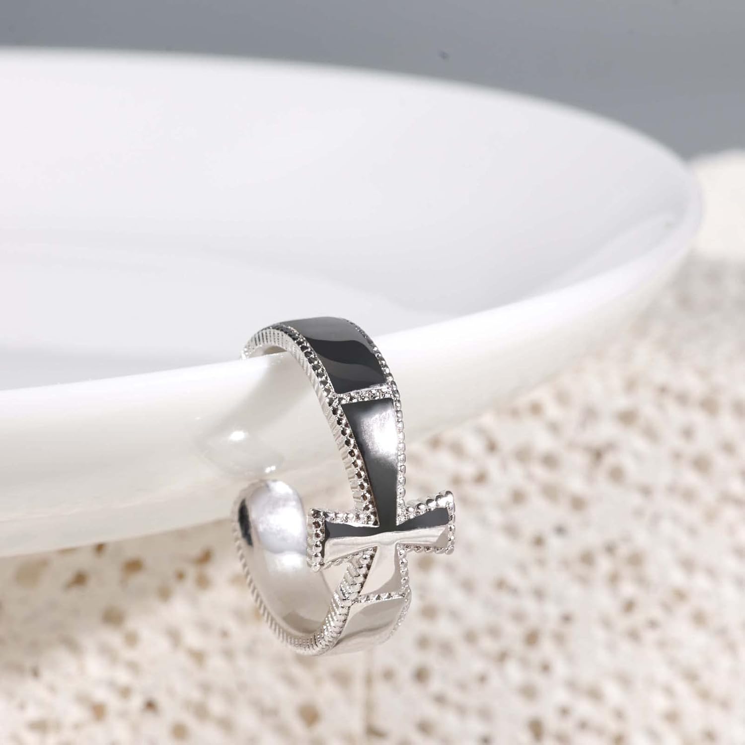 Anillo de cruz religiosa, anillo de boda cristiano para mujer, anillo texturizado de plata, joyería inspiradora, anillo para hija, ajustable,