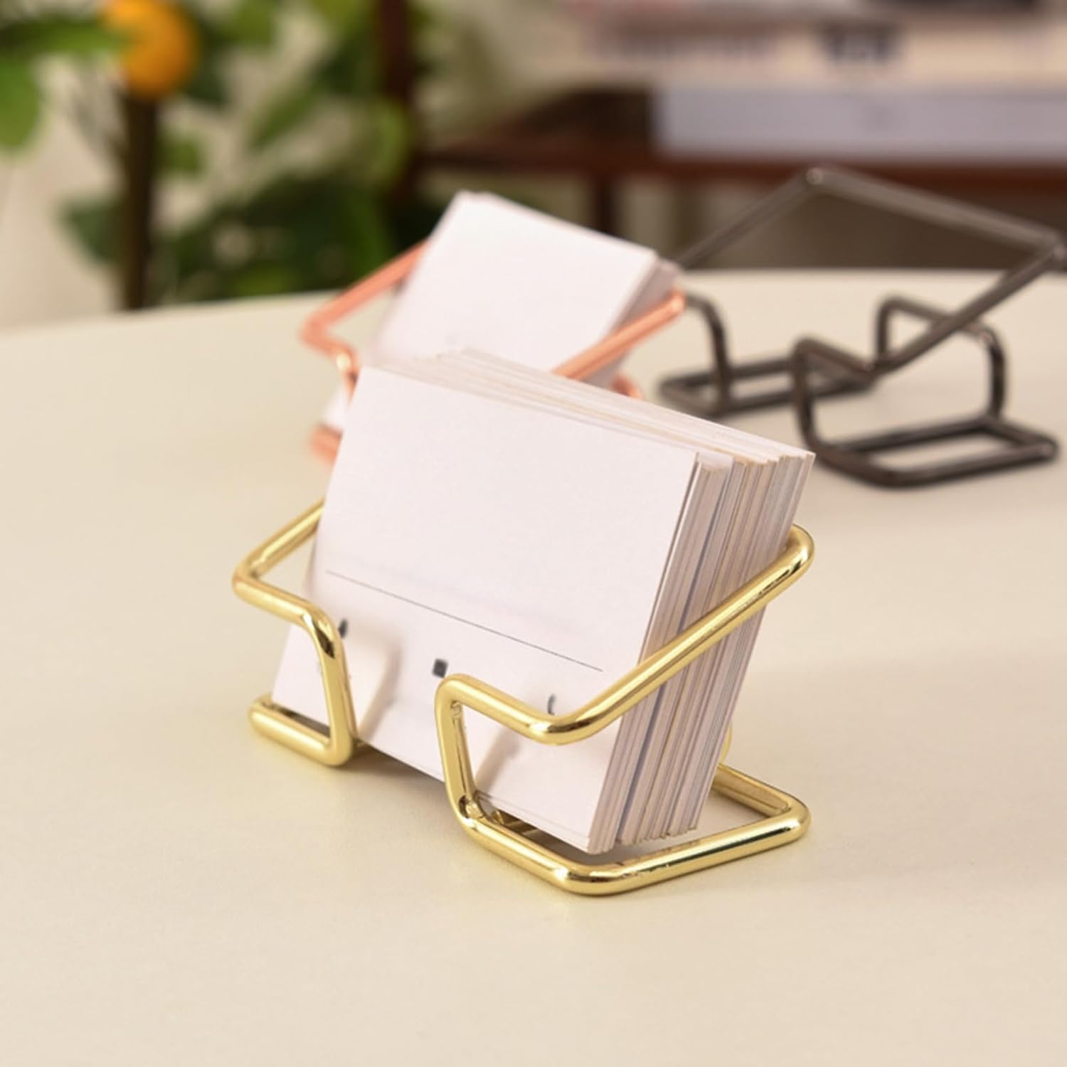 PERZOE Tarjetero para escritorio, 2 tarjetas de visita de metal moderno con capacidad para 50 tarjetas, soporte para tarjetas de visita elegante de