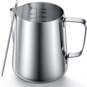 Jarra de espuma de leche de acero inoxidable de 20 onzas, medidas en ambos lados, accesorios para máquina de espresso, taza de arte latte con mango Jarra de espuma de leche de acero inoxidable de 20 onzas, medidas en ambos lados, accesorios para máquina de espresso, taza de arte latte con mango