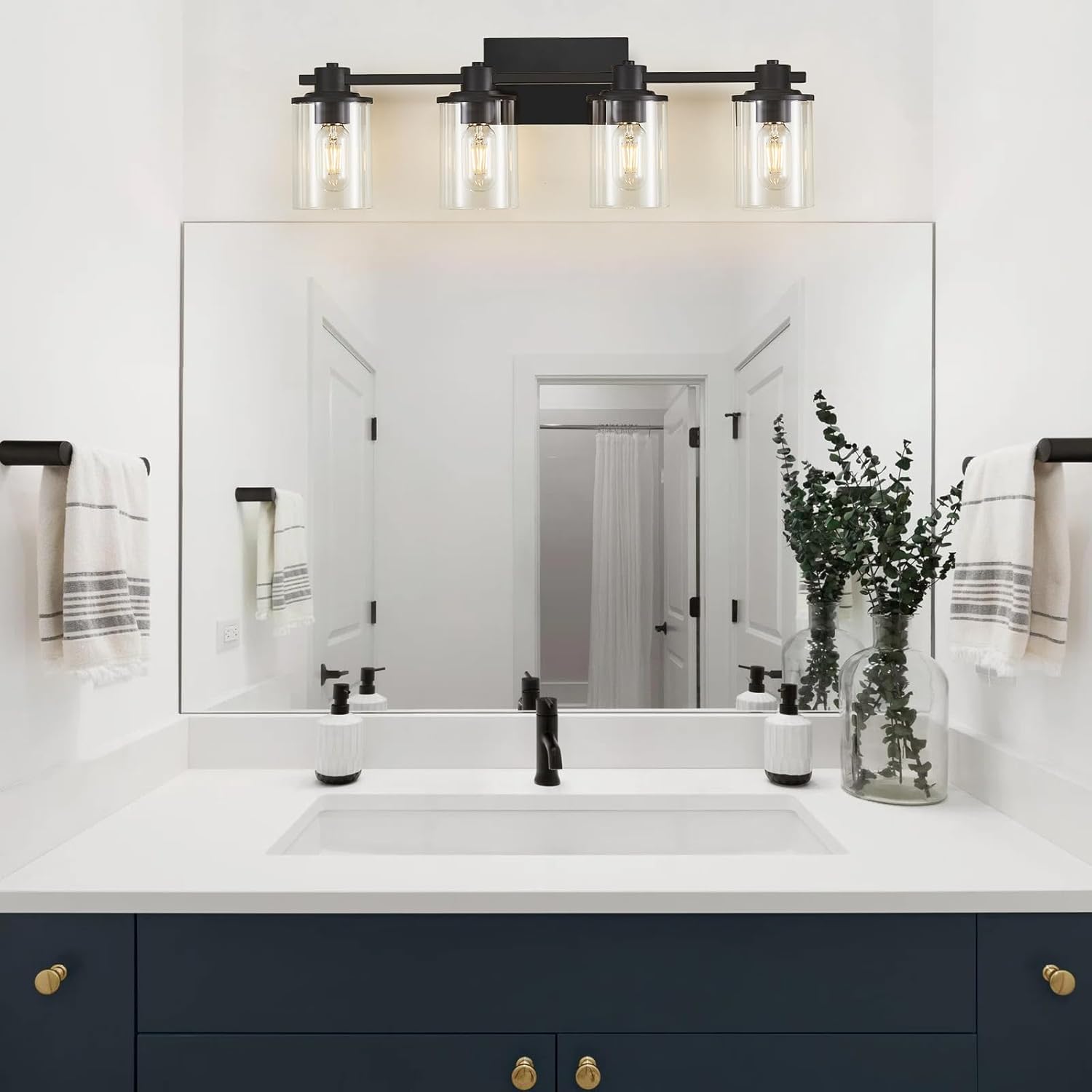 DUJAHMLAND Lámpara negra para tocador de baño, 4 luces, lámpara de tocador de baño sobre espejo, luz de tocador con pantalla de vidrio transparente,