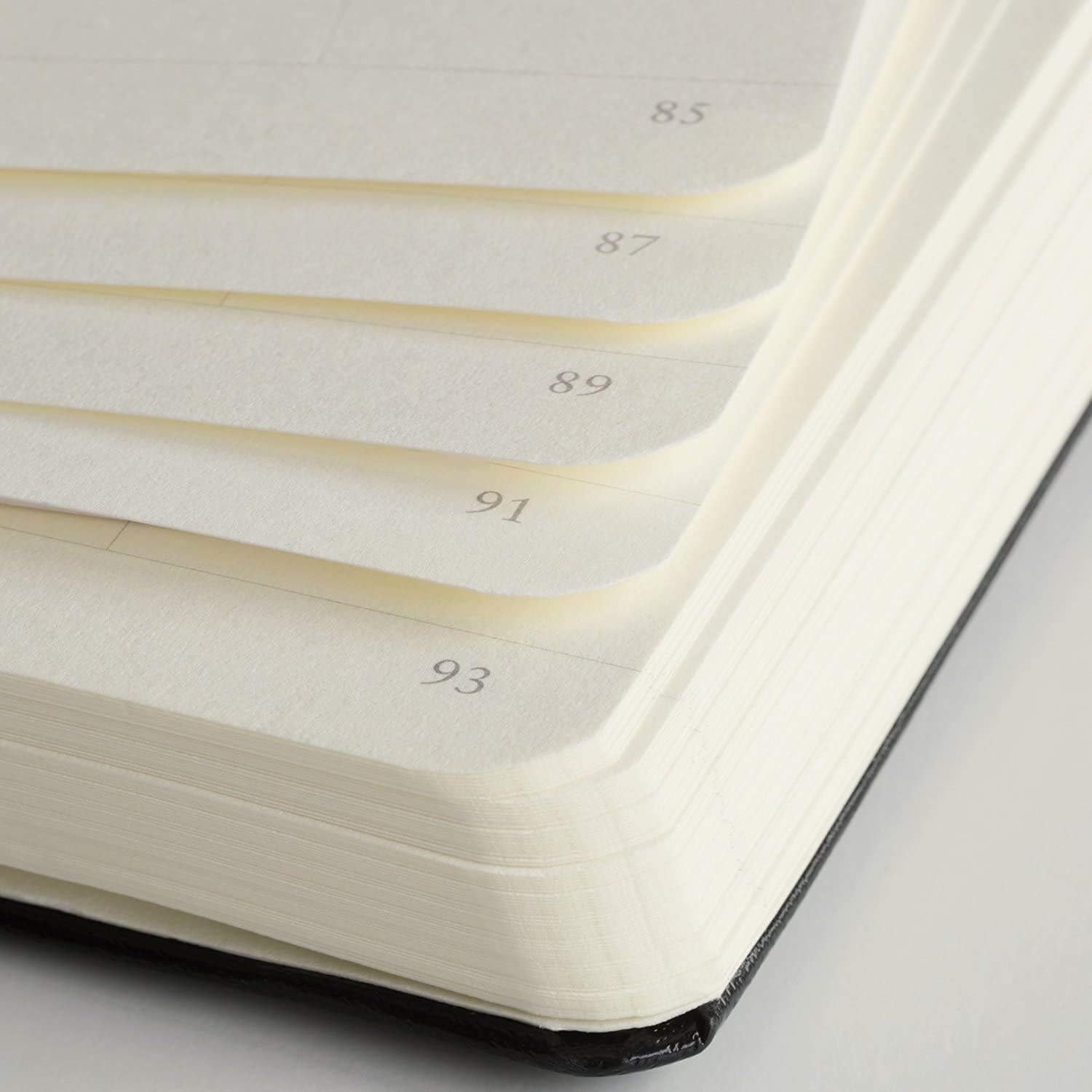 LEUCHTTURM1917 – Cuaderno de tapa dura de bolsillo A6-187 páginas numeradas para escribir y escribir diario (azul real, punteado)