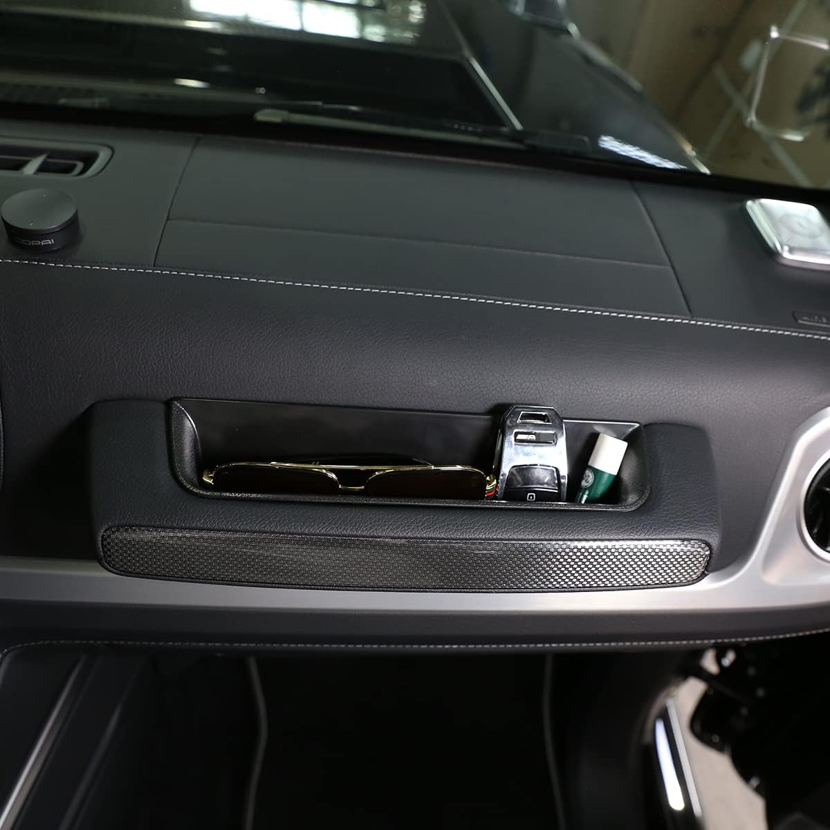 YIWANG Caja de almacenamiento de agarre de copiloto ABS para Mercedes Benz Clase G AMG Wagon Cross Country SUV W463 G350 G400 G500 G55 G63 G65