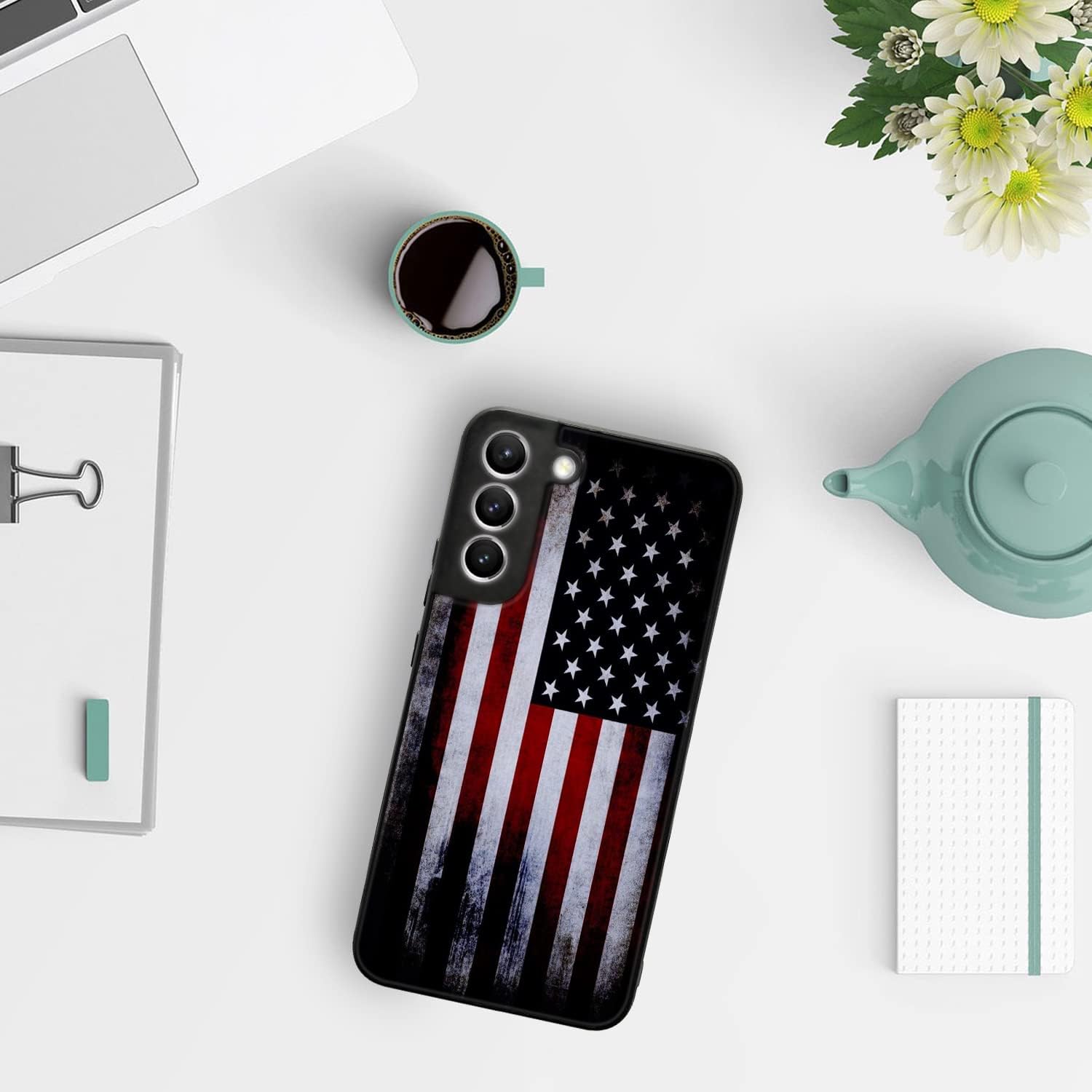 Tnarru Funda compatible con Samsung Galaxy S22, diseño de bandera estadounidense, parte trasera de policarbonato duro y lados de TPU suave, a prueba