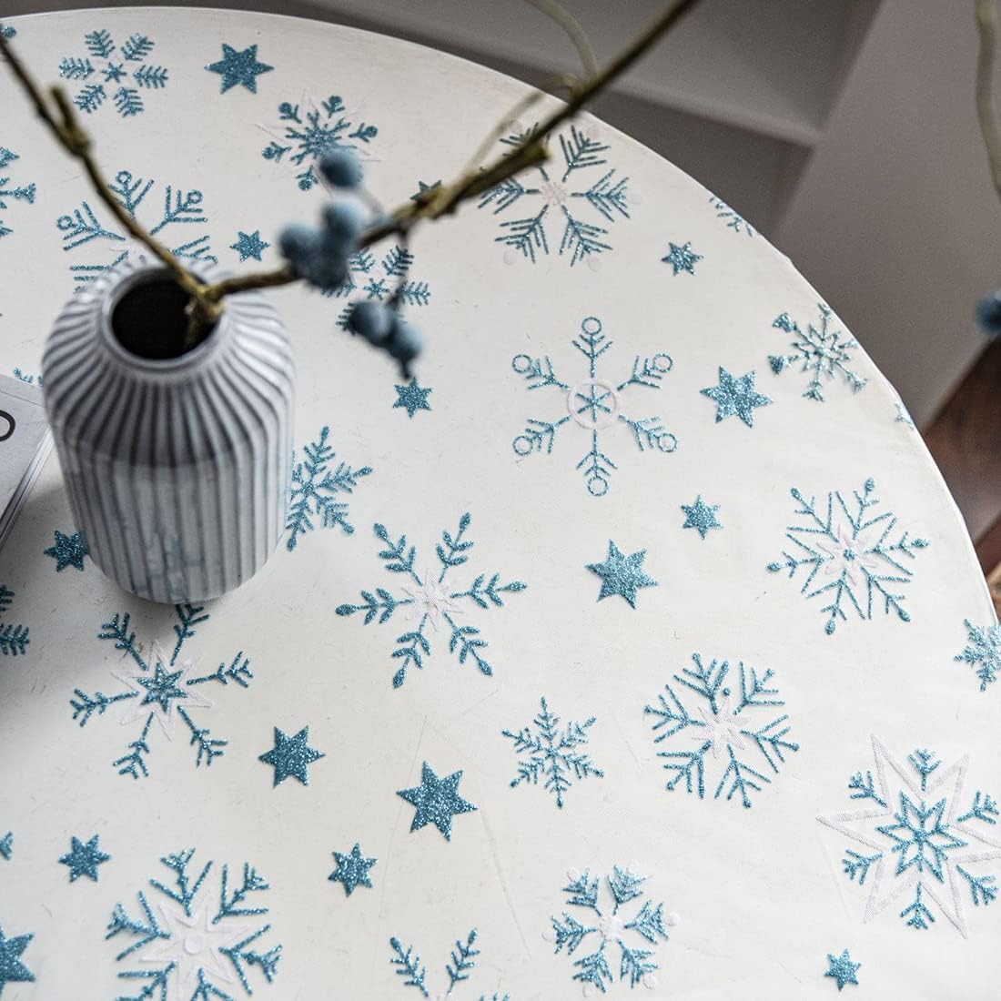 vctops Mantel de encaje con copos de nieve brillantes, para fiestas, bodas, cocina, comedor, decoración del hogar (azul, 59 x 157 pulgadas)