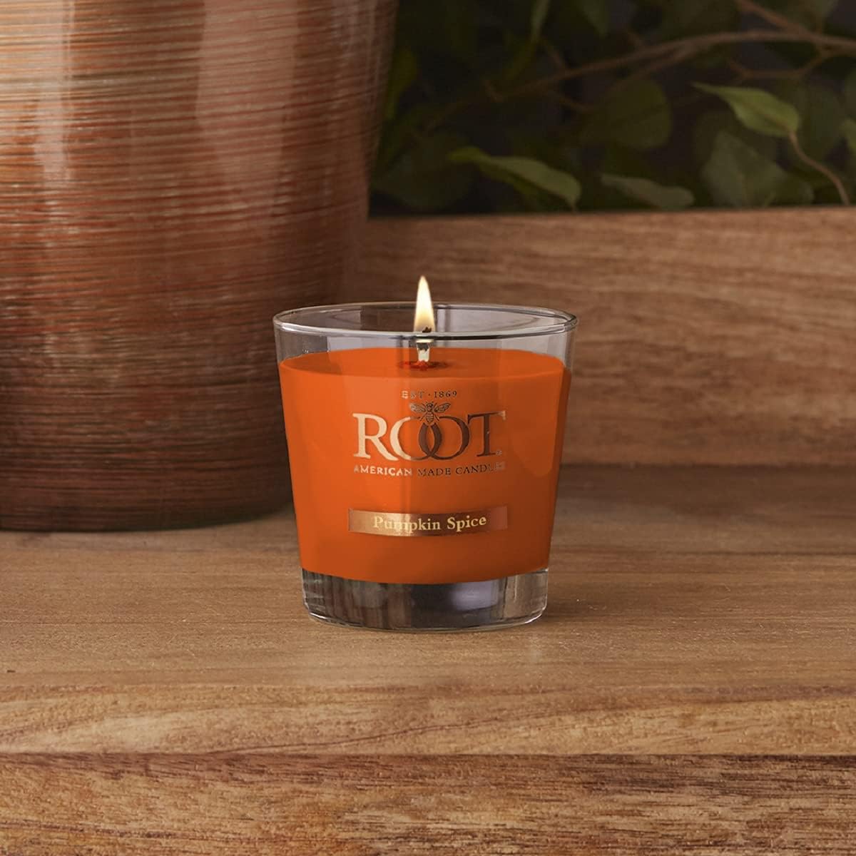 Vela aromática de cera de abeja, canela y especias