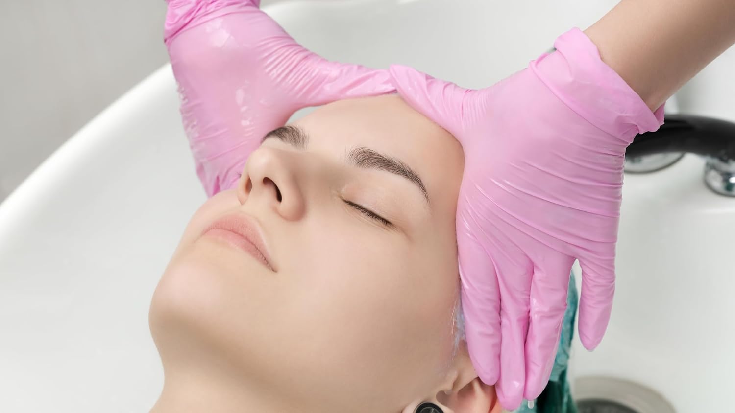 Inspire Pink Gloves Disposable Latex Free  Nitrile Pink Gloves Hair and Nail Salon, Esthetician Nitrile Disposable Gloves