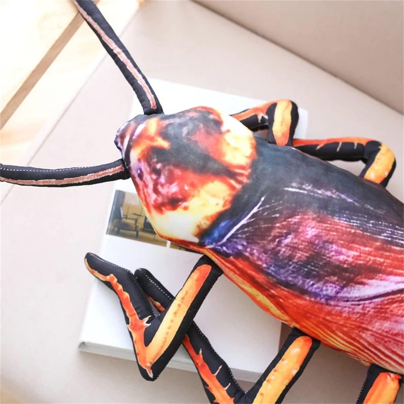 Juguete de peluche creativo de cucaracha 3D de 13.78 pulgadas, juguete de peluche realista de cucaracha, divertido para el hogar, sofá, decoración