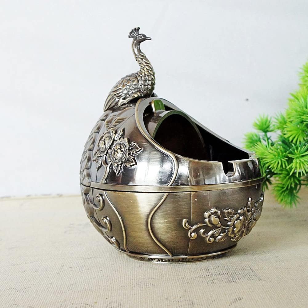 Willcome Cenicero vintage de pavo real con tapa, cenicero de metal resistente al viento, cenicero de escritorio para decoración del hogar y la