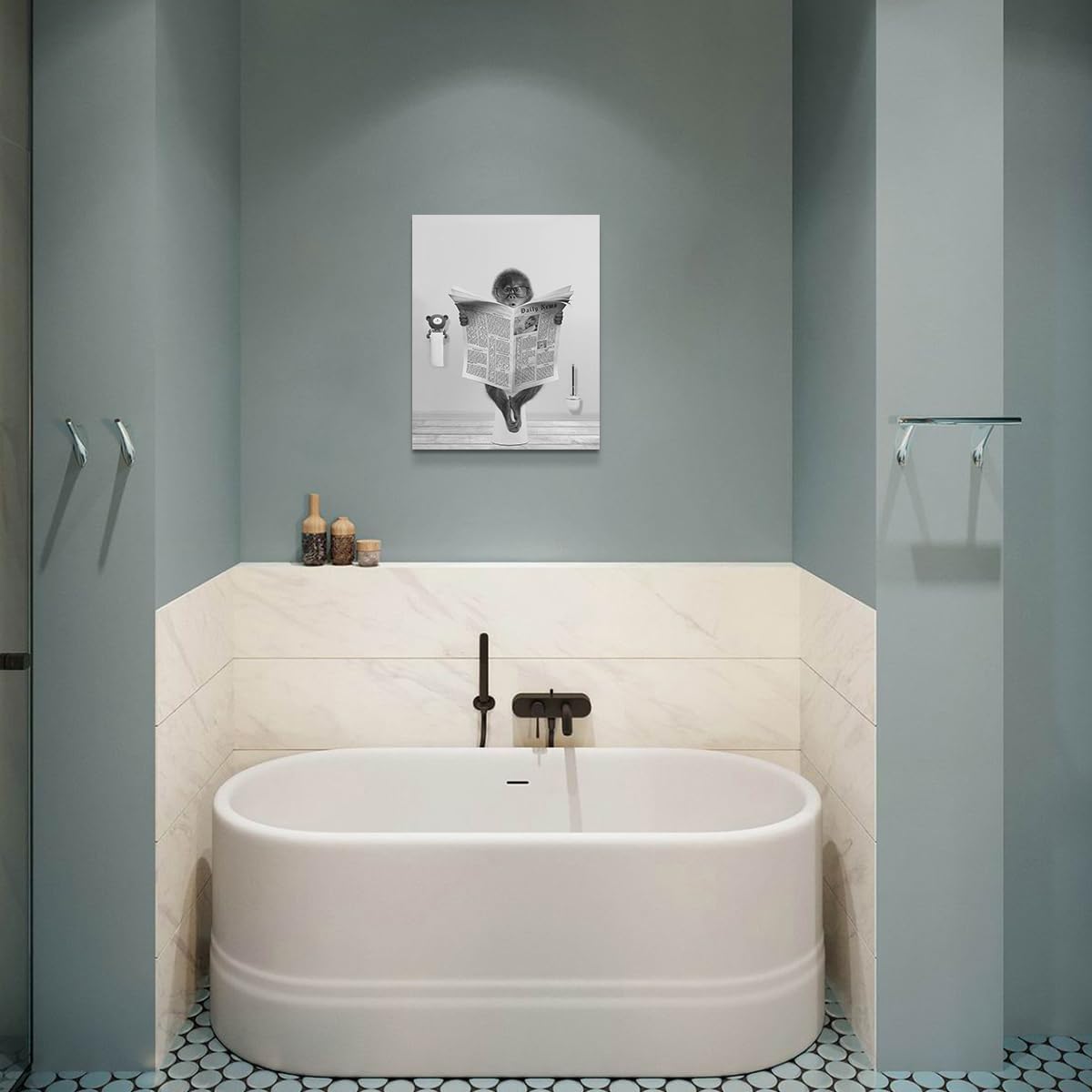 Decoración de baño de mono, imagen divertida de arte de pared de baño de mono, lienzo blanco y negro de mono bañándose en el baño, impresión